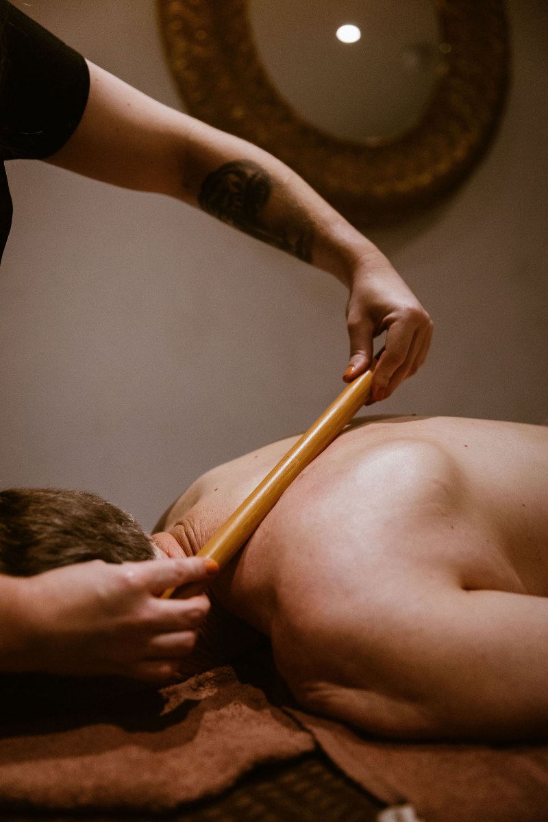 Bamboo Top to Toe Massage