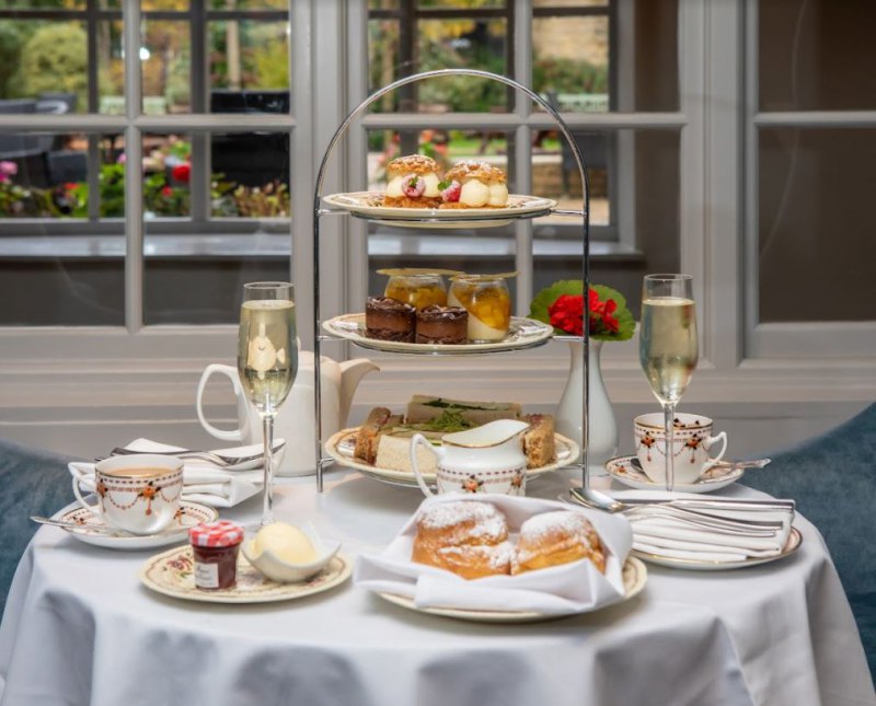 Afternoon Tea for two with Prosecco