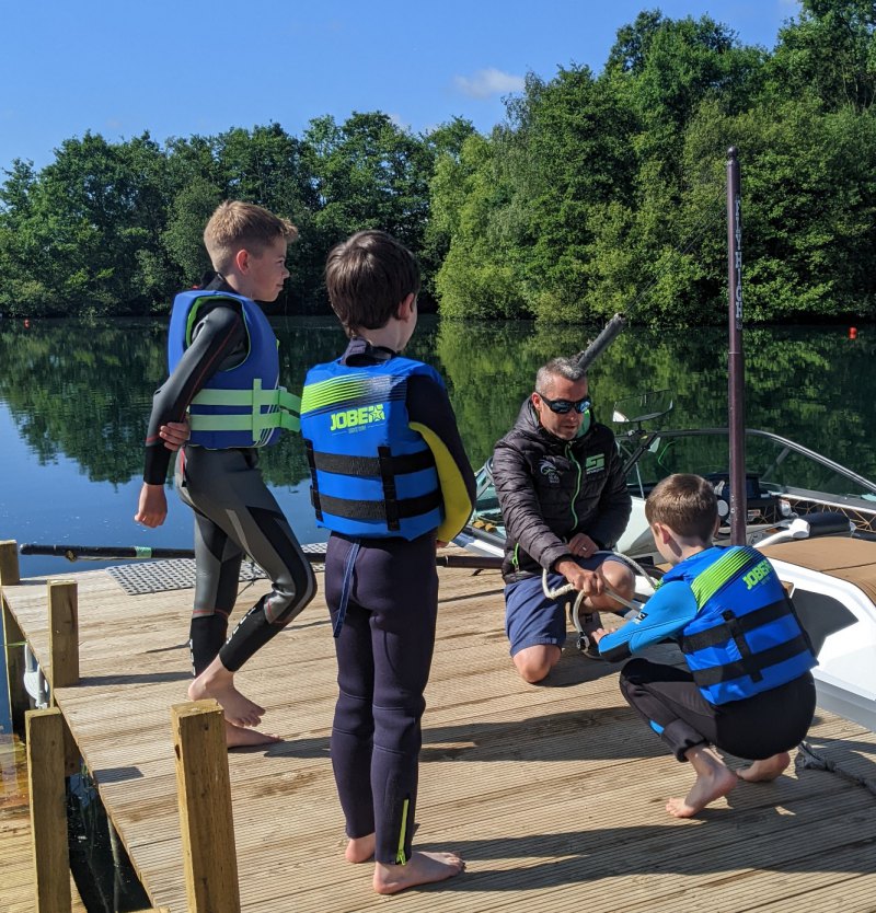 Single Waterski or Wakeboard Session