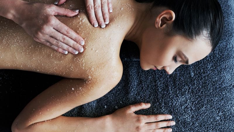60 min Luxury Body Scrub and Massage