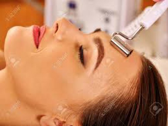 Galvanic skin treatment