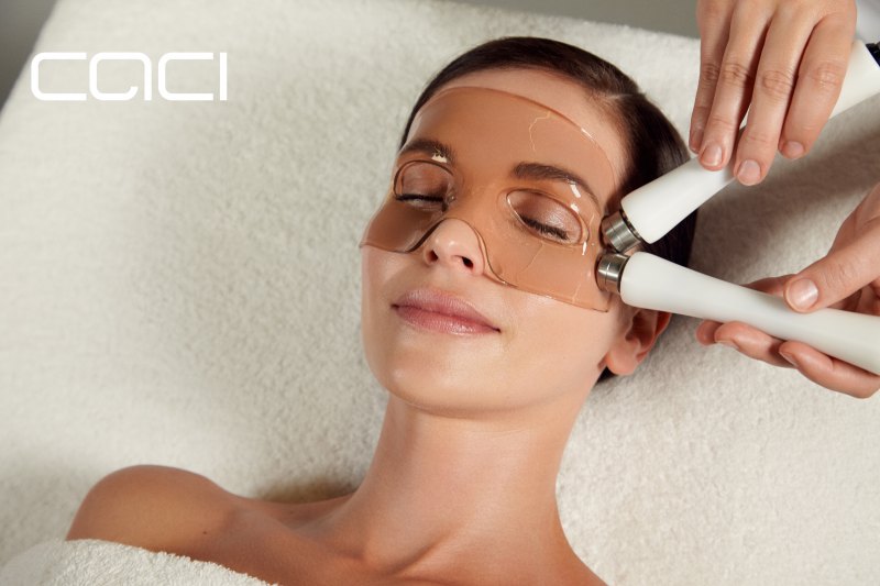 CACI Eye Revive