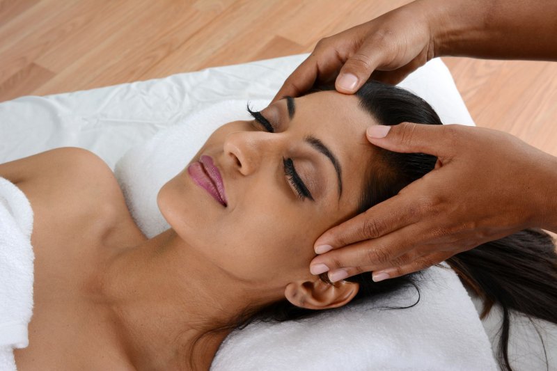 30 minutes Sports Massage plus Indian Head Massage