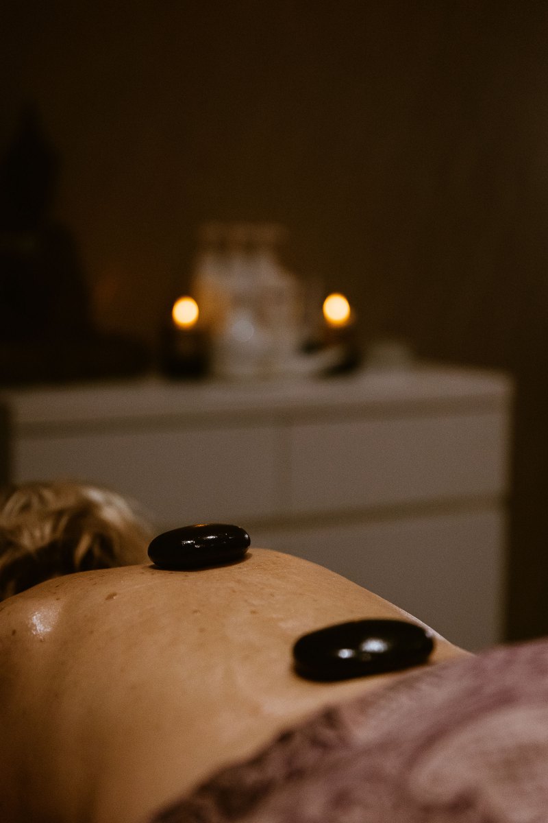 Hot Stone Full Body Massage 