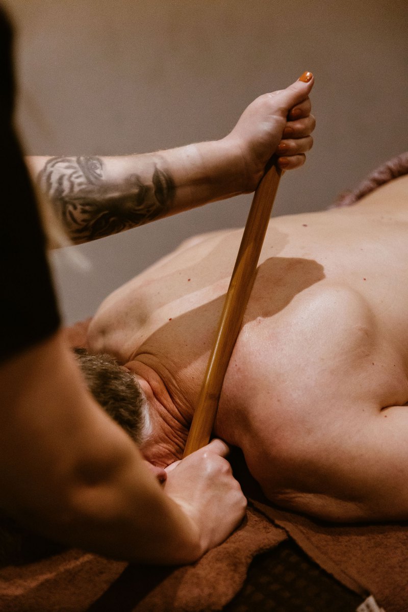 Bamboo Back, Neck & Shoulders Massage