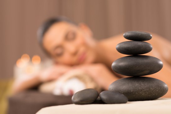 Hot Stone Back, Neck & Shoulder Massage